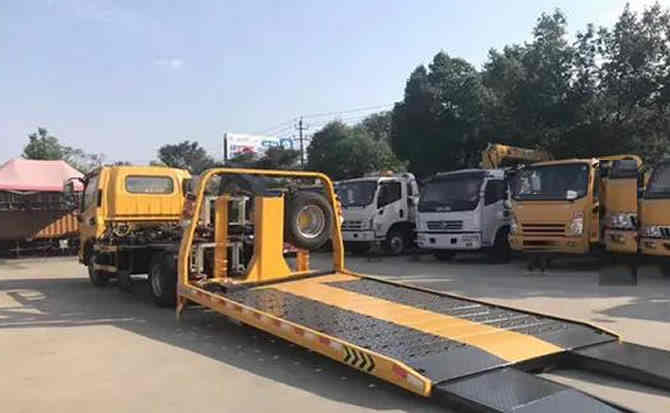 平利汽车中途维修案例